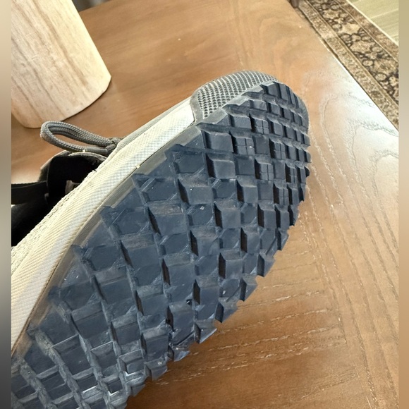 Vans MTE “made for the elements” outdoor shoe - Picture 5 of 6